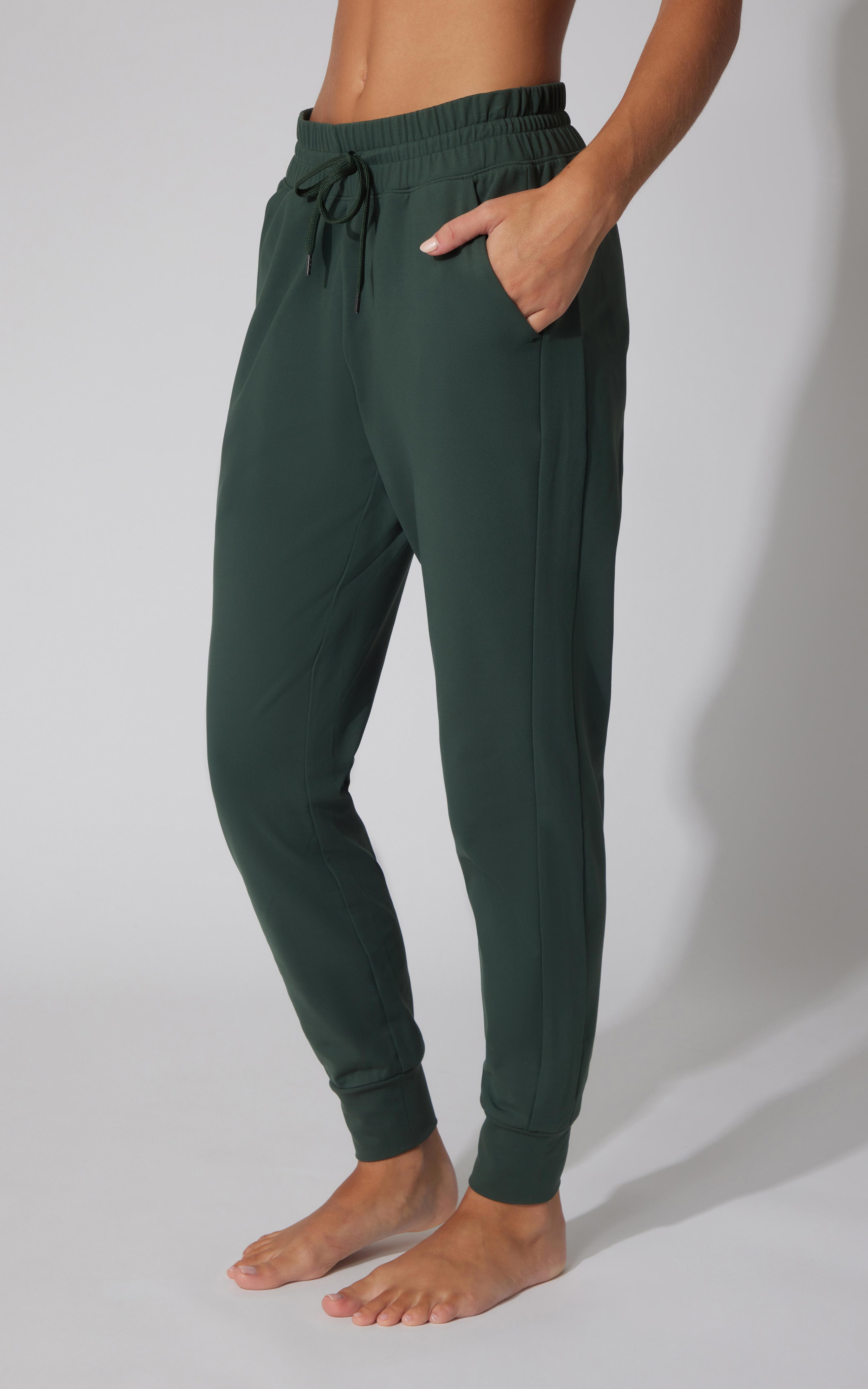 Polarlux Maya Illusion Jogger - Our Cafe Story