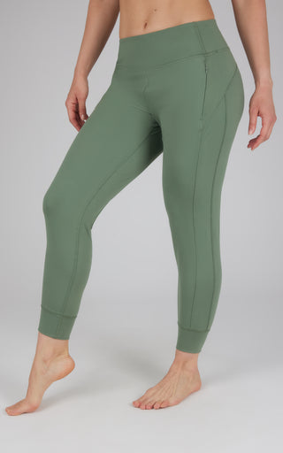 Interlock Zipper Pockets Greenwich Jogger