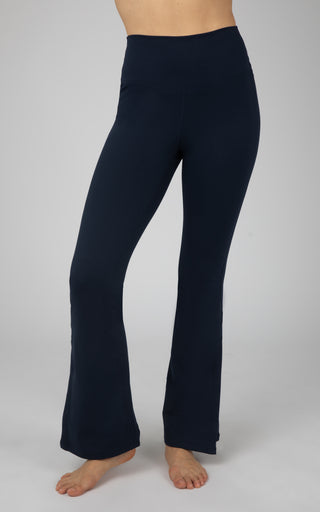 Interlock Elastic Free V-Back Flared Leg Pant
