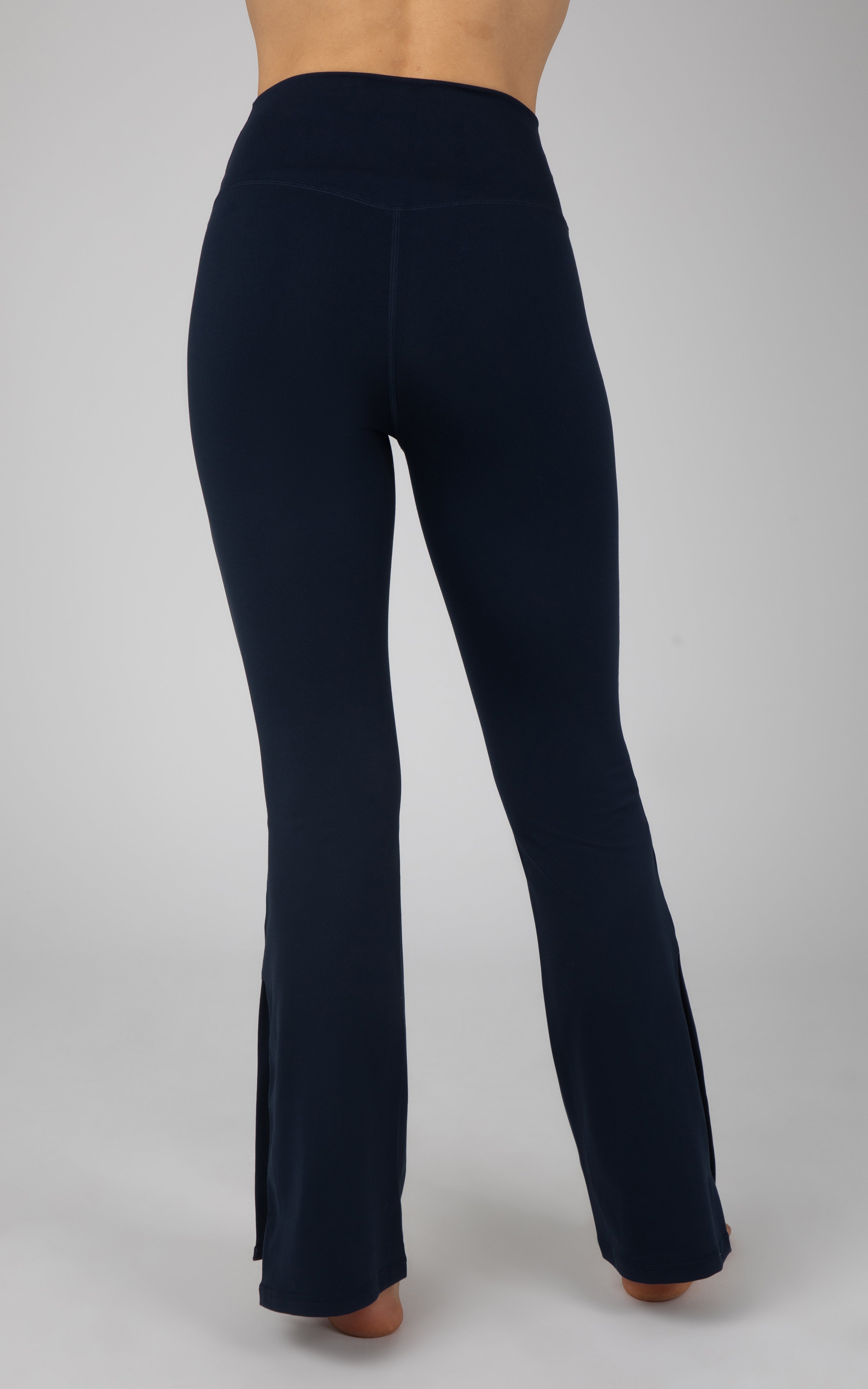 Interlock Elastic Free V-Back Flared Leg Pant