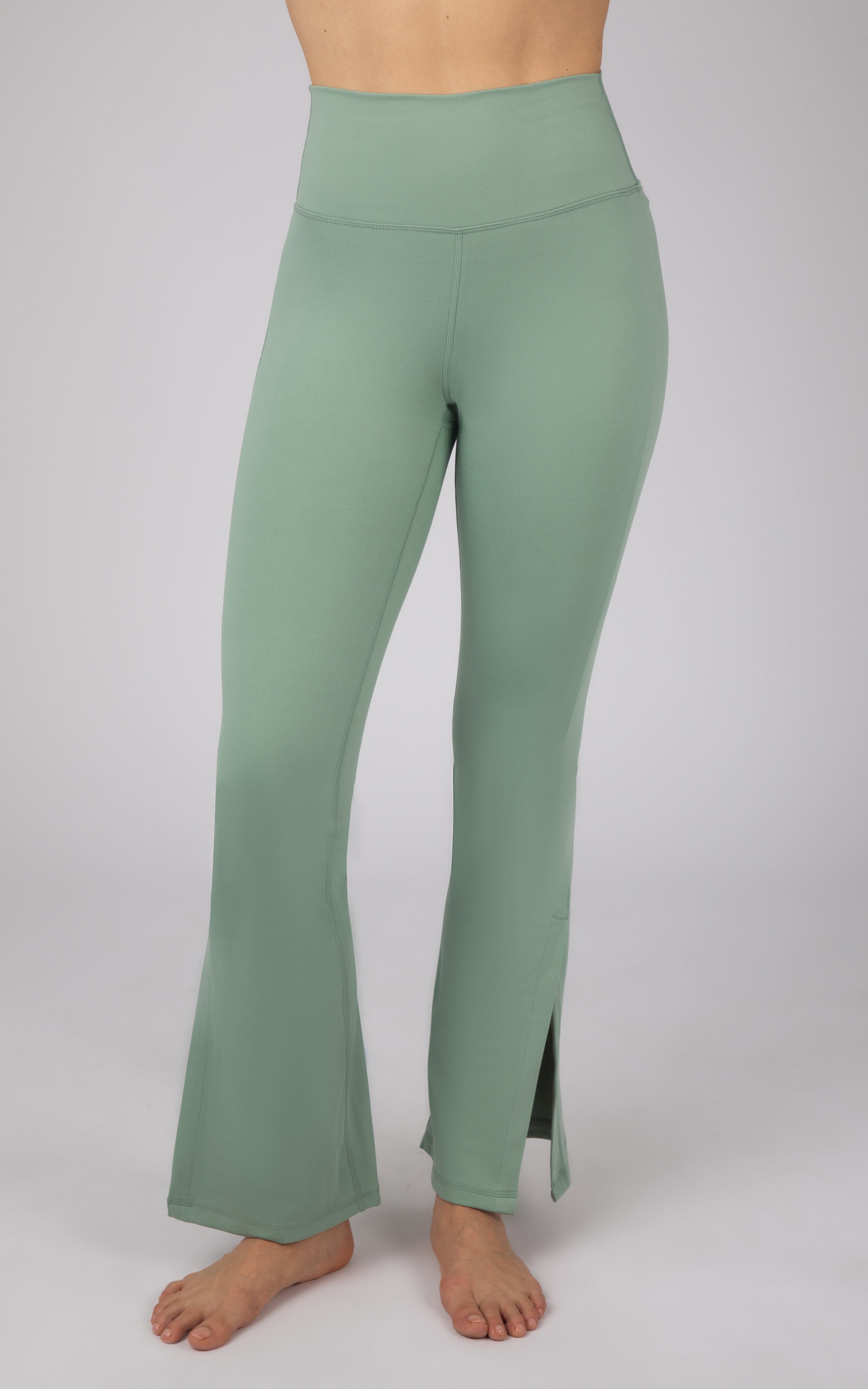 Interlock Elastic Free V-Back Flared Leg Pant