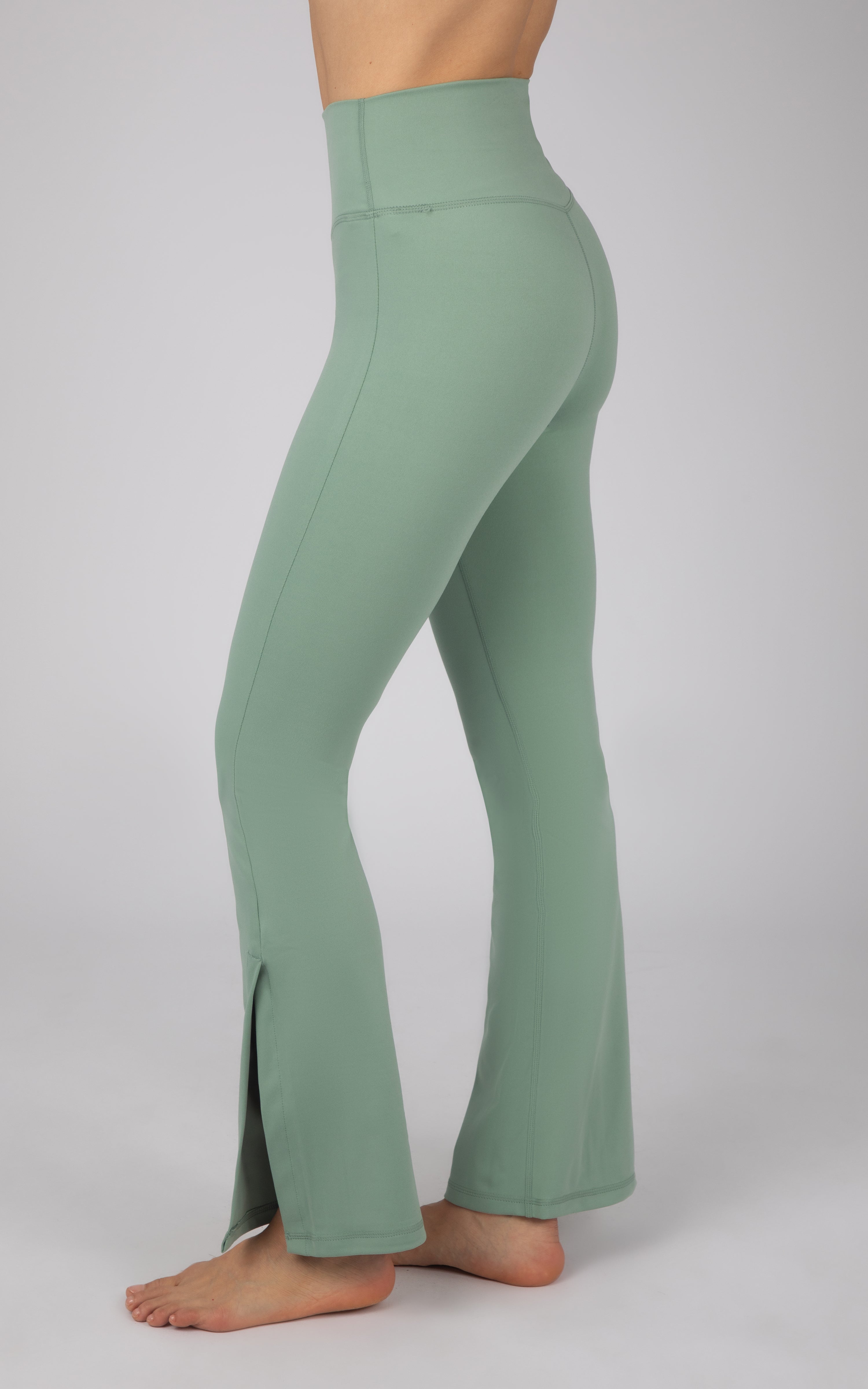 Interlock Elastic Free V-Back Flared Leg Pant