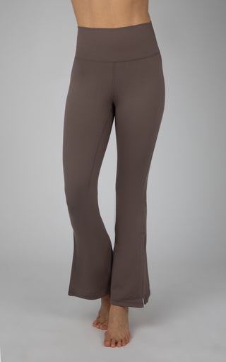 Interlock Elastic Free V-Back Flared Leg Pant