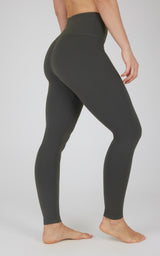 High-waisted black Power Flex leggings with a smooth, stretchy fit and no pockets.