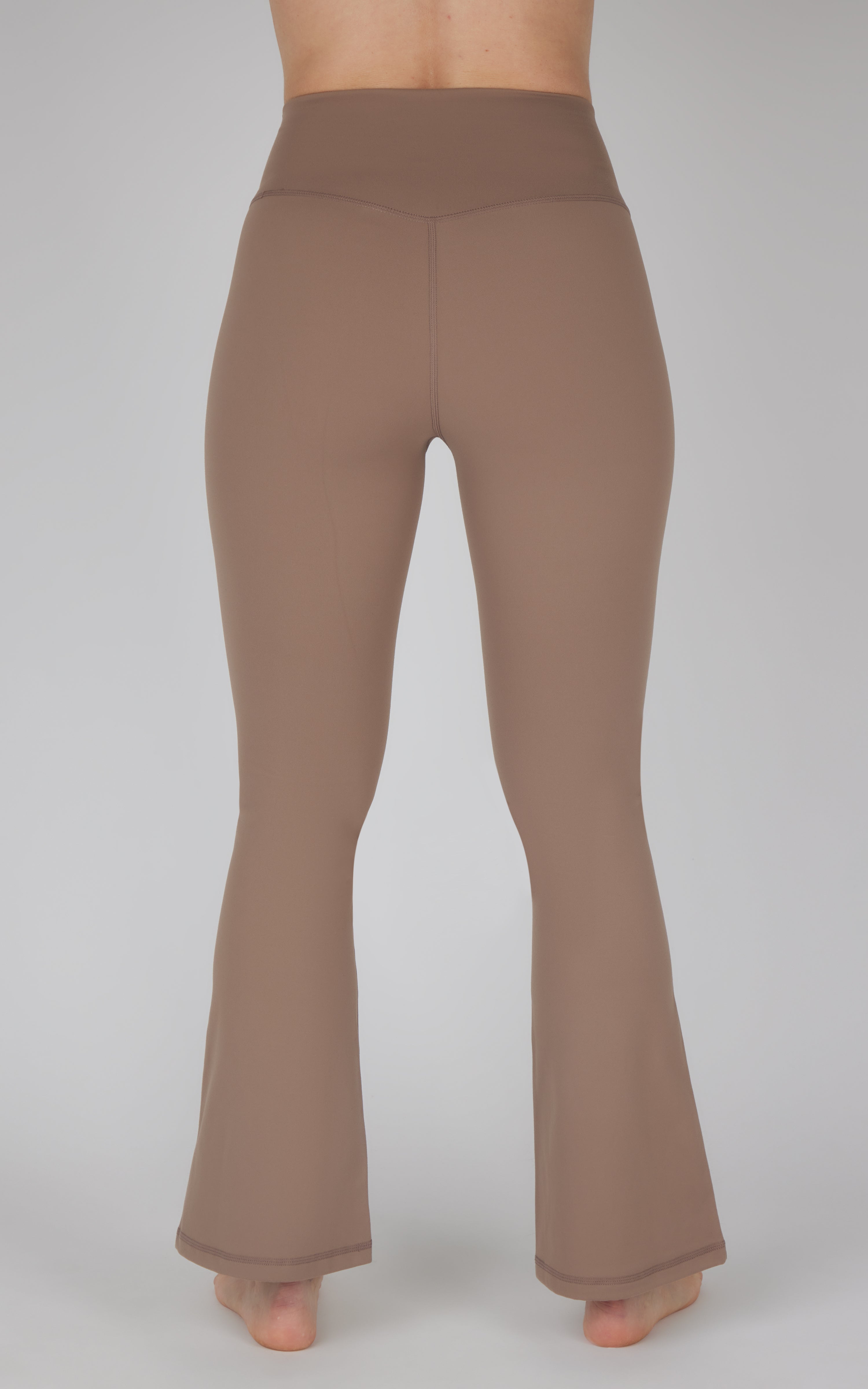 Ultra Lush Madison Elastic Free Crossover V-Back 7/8 Flared Pant