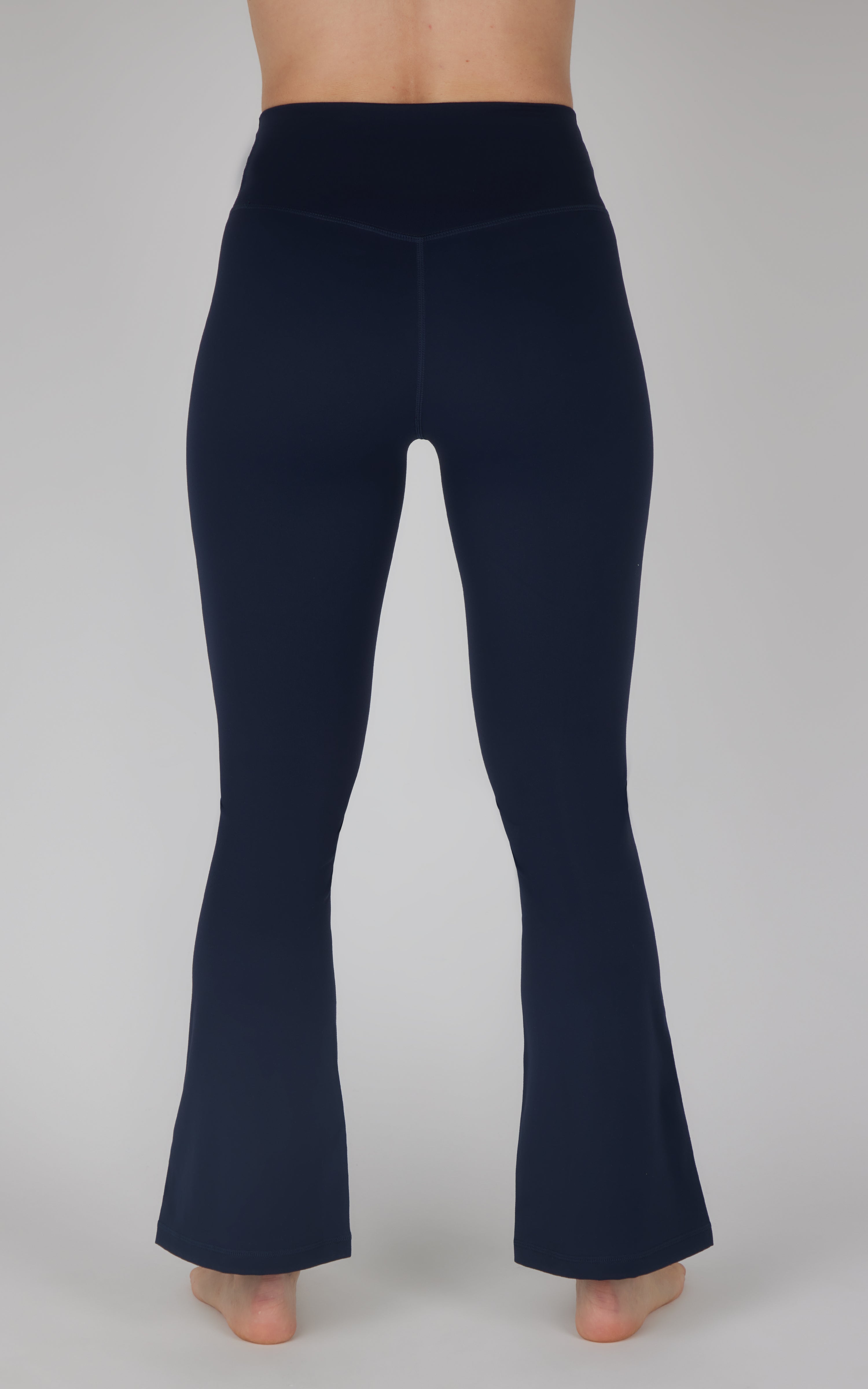 Ultra Lush Madison Elastic Free Crossover V-Back 7/8 Flared Pant