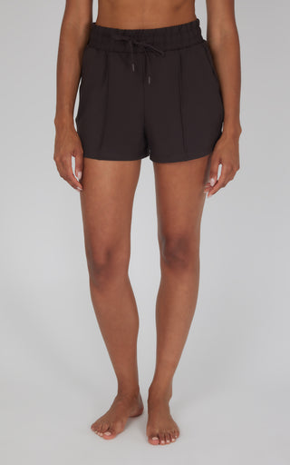 Lux City Life 4" Short - Our Cafe Story