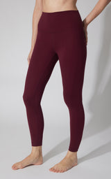 Windsor wine ankle-length leggings with high waist and smooth, seamless finish.
