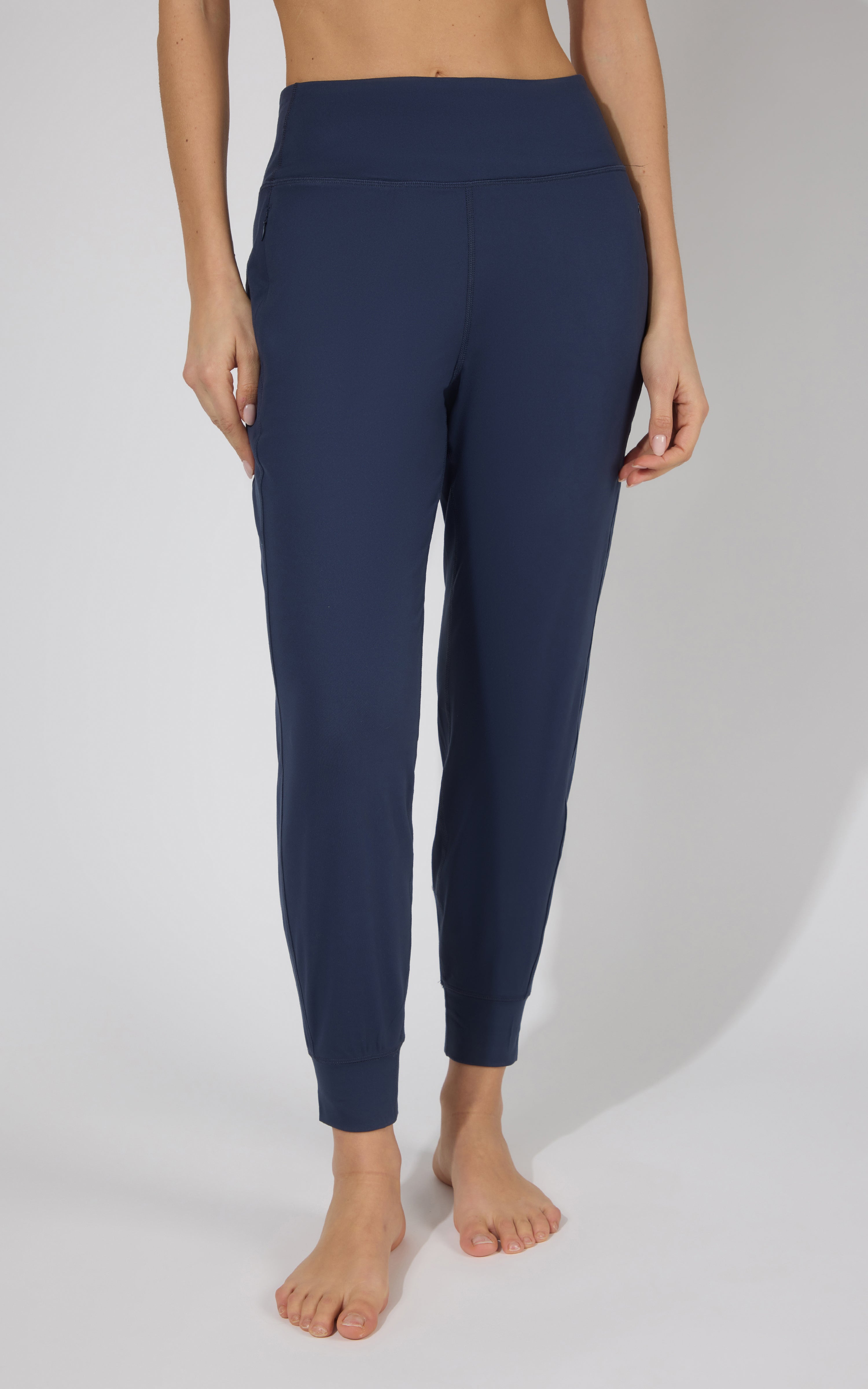 Interlock Zipper Pockets Greenwich Jogger - Our Linen Story - 90 Degree by Reflex