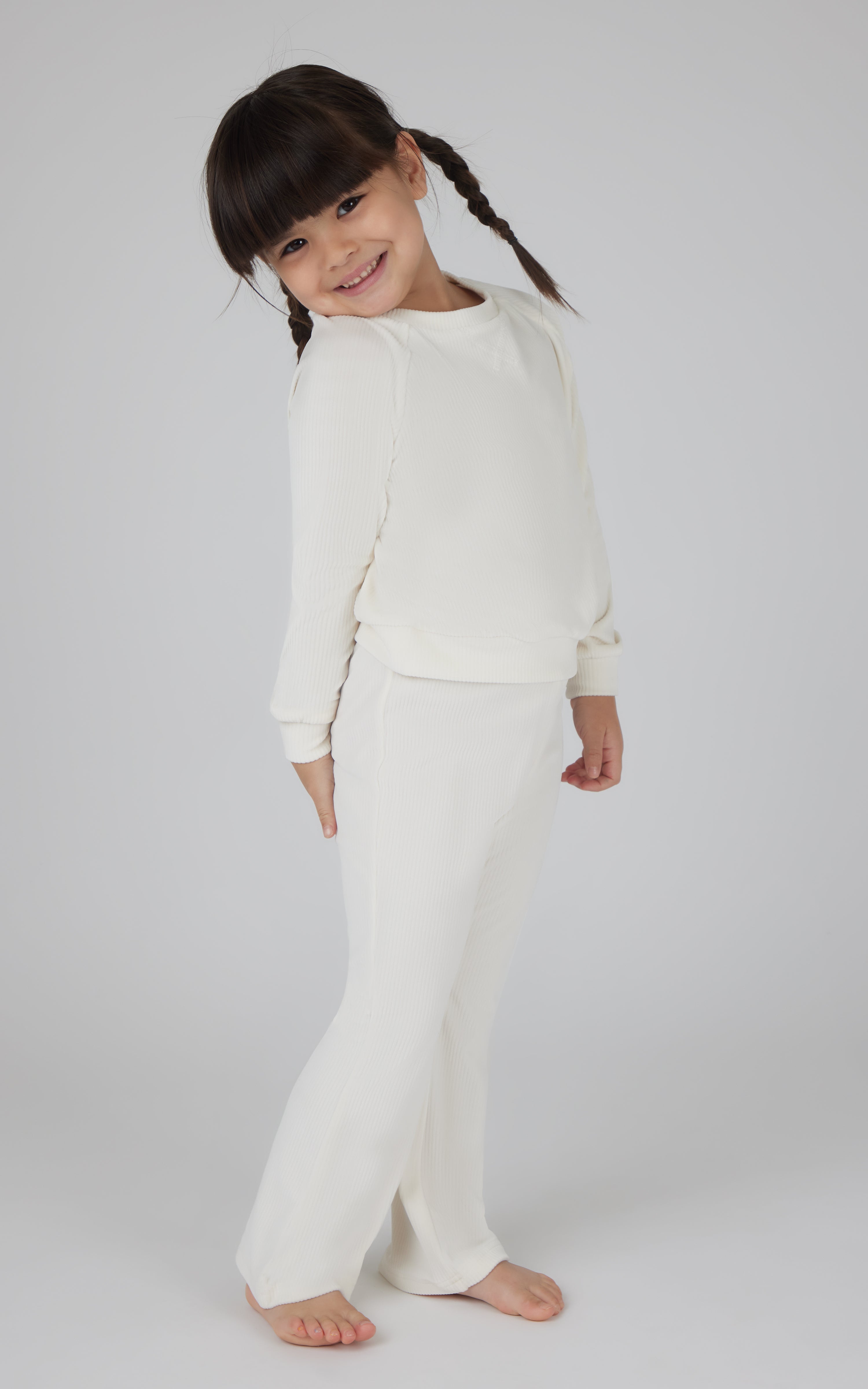 Little Girls 2 PC Ribbed Velour Top and Flare Leg Pant