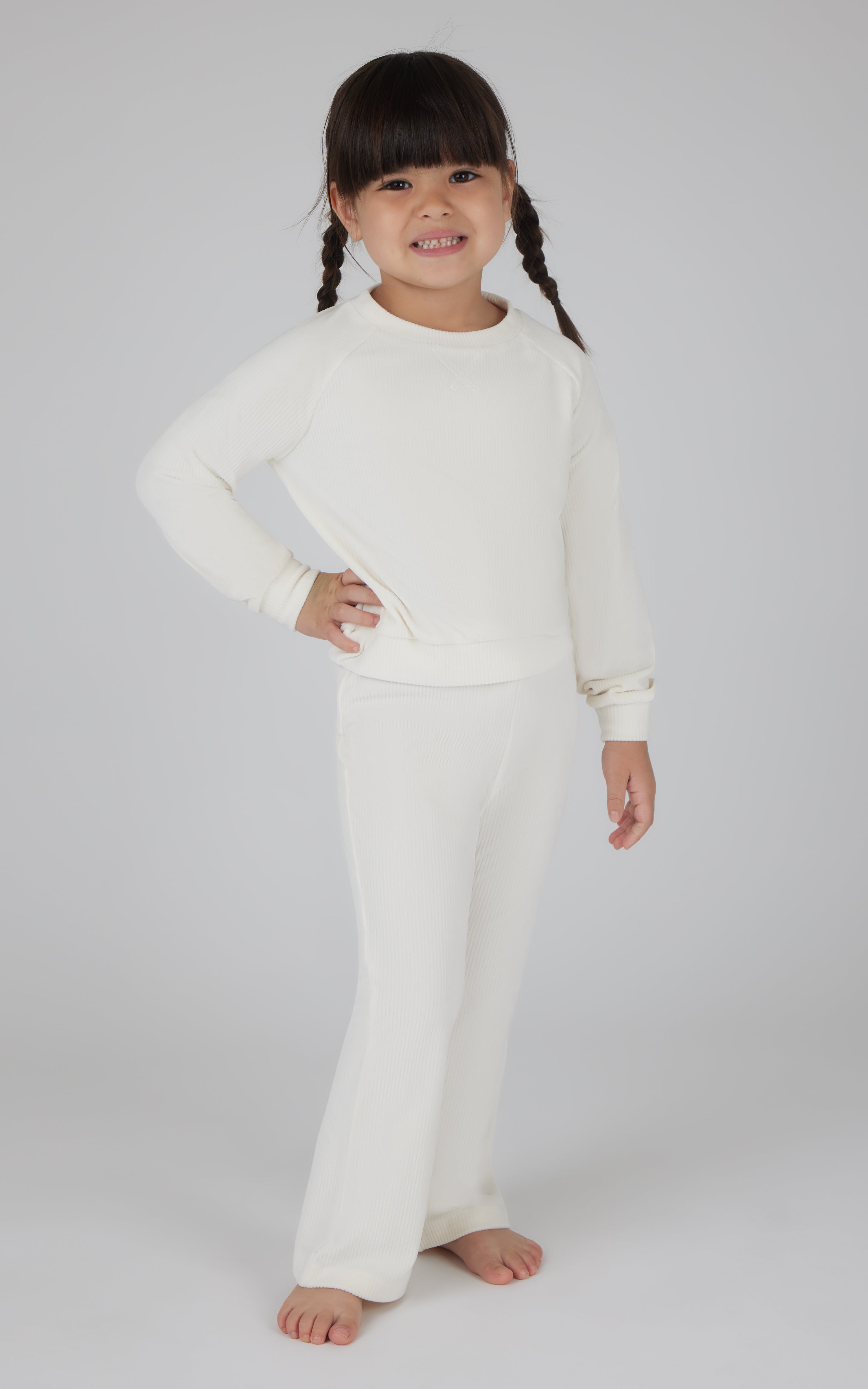 Little Girls 2 PC Ribbed Velour Top and Flare Leg Pant