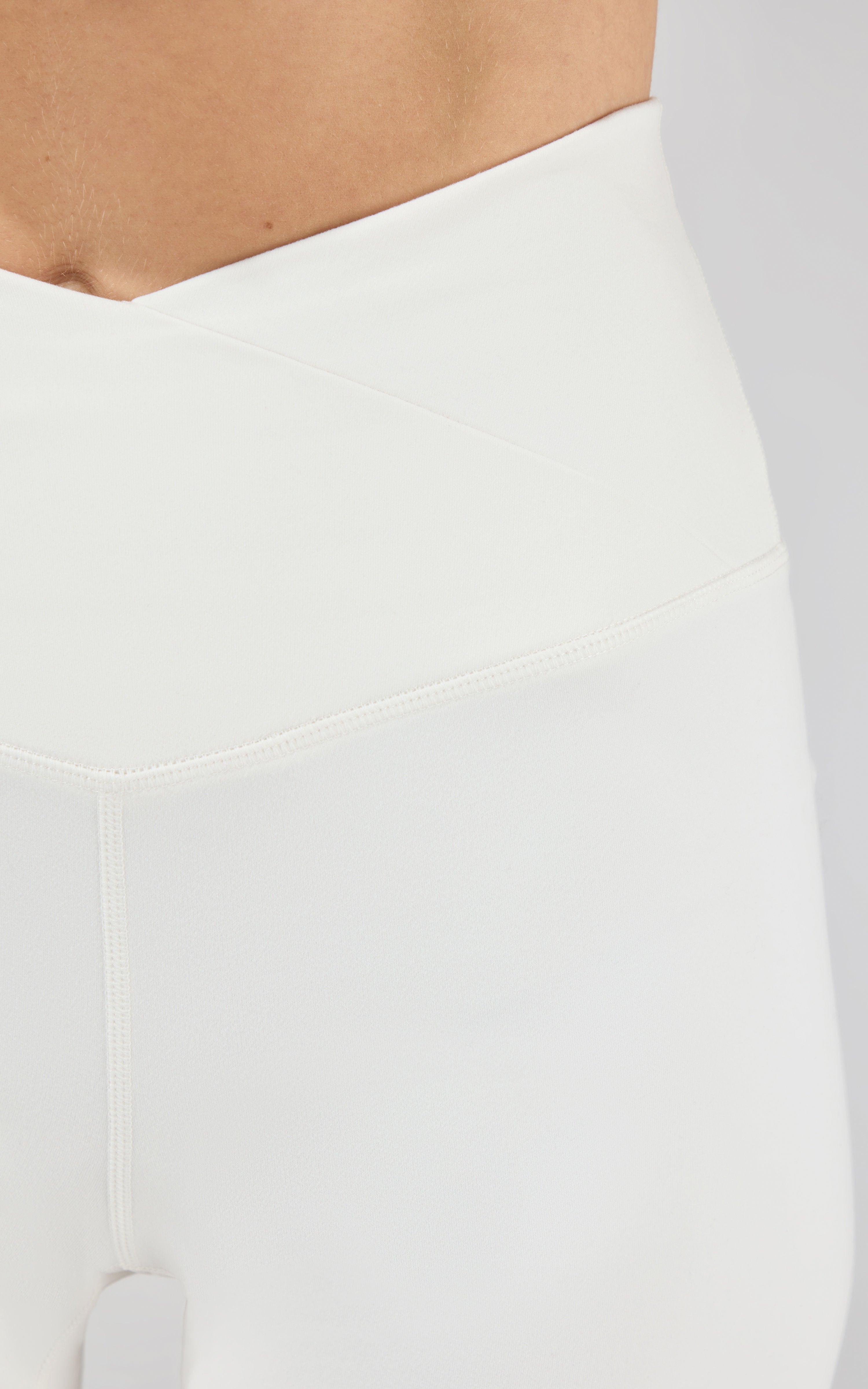 Butter Tech Bra Tank & Crossover 7" Bike Short