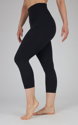 Lux Elastic Free High Waist Capri - 90 Degree by Reflex