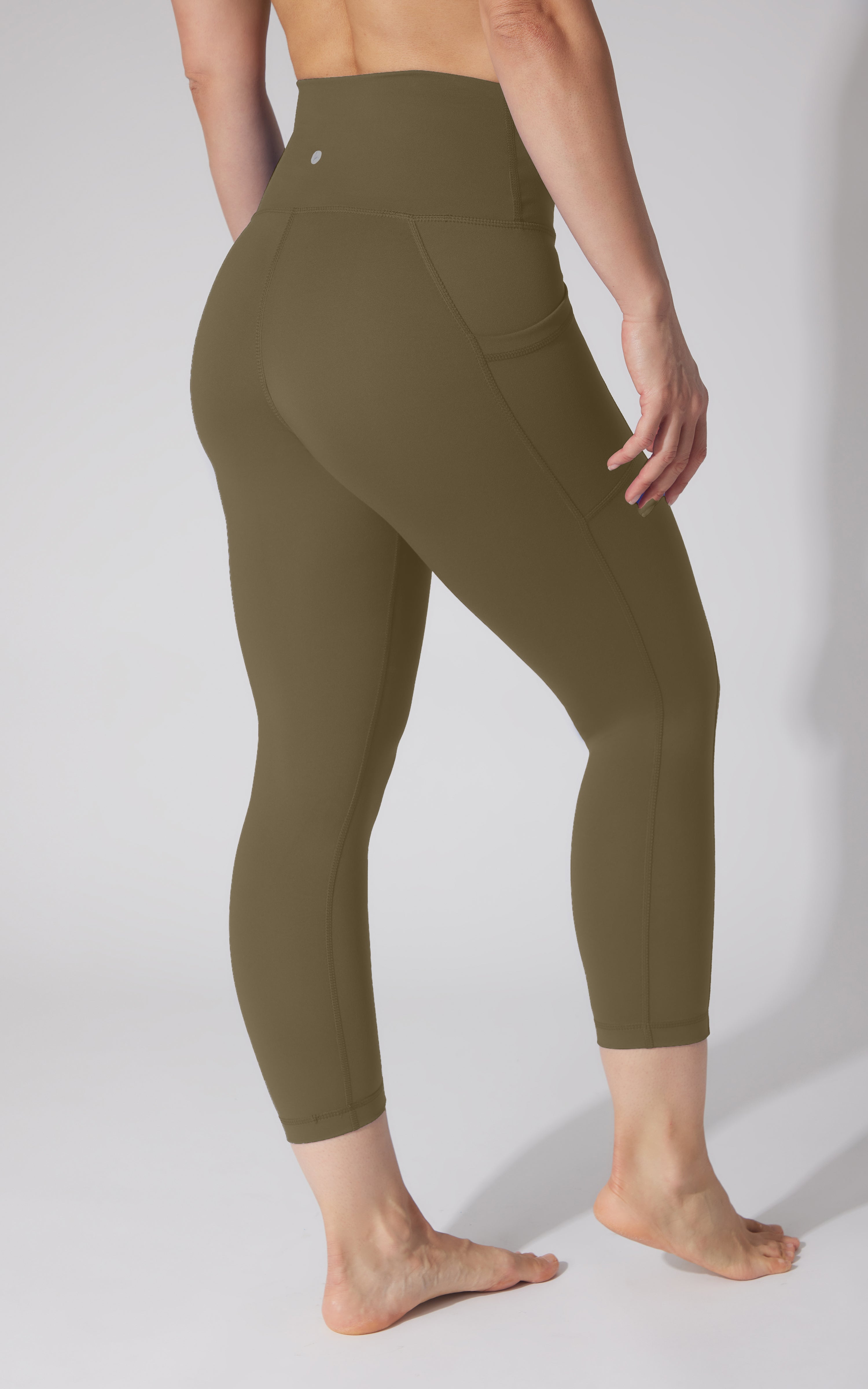 2 PK Interlock Side Pocket and Everyday Capris - 90 Degree by Reflex