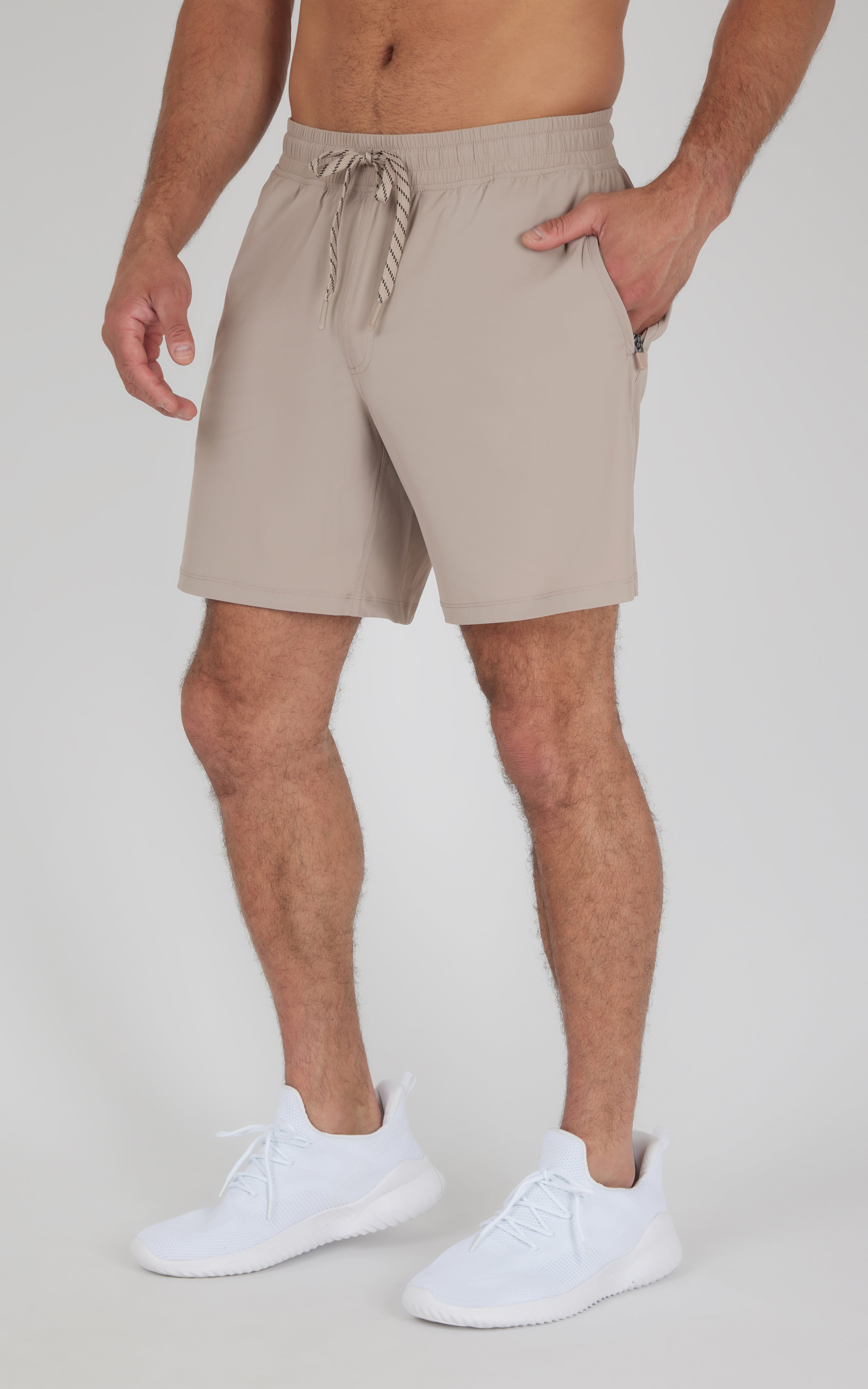 Mens Interval 7" Short