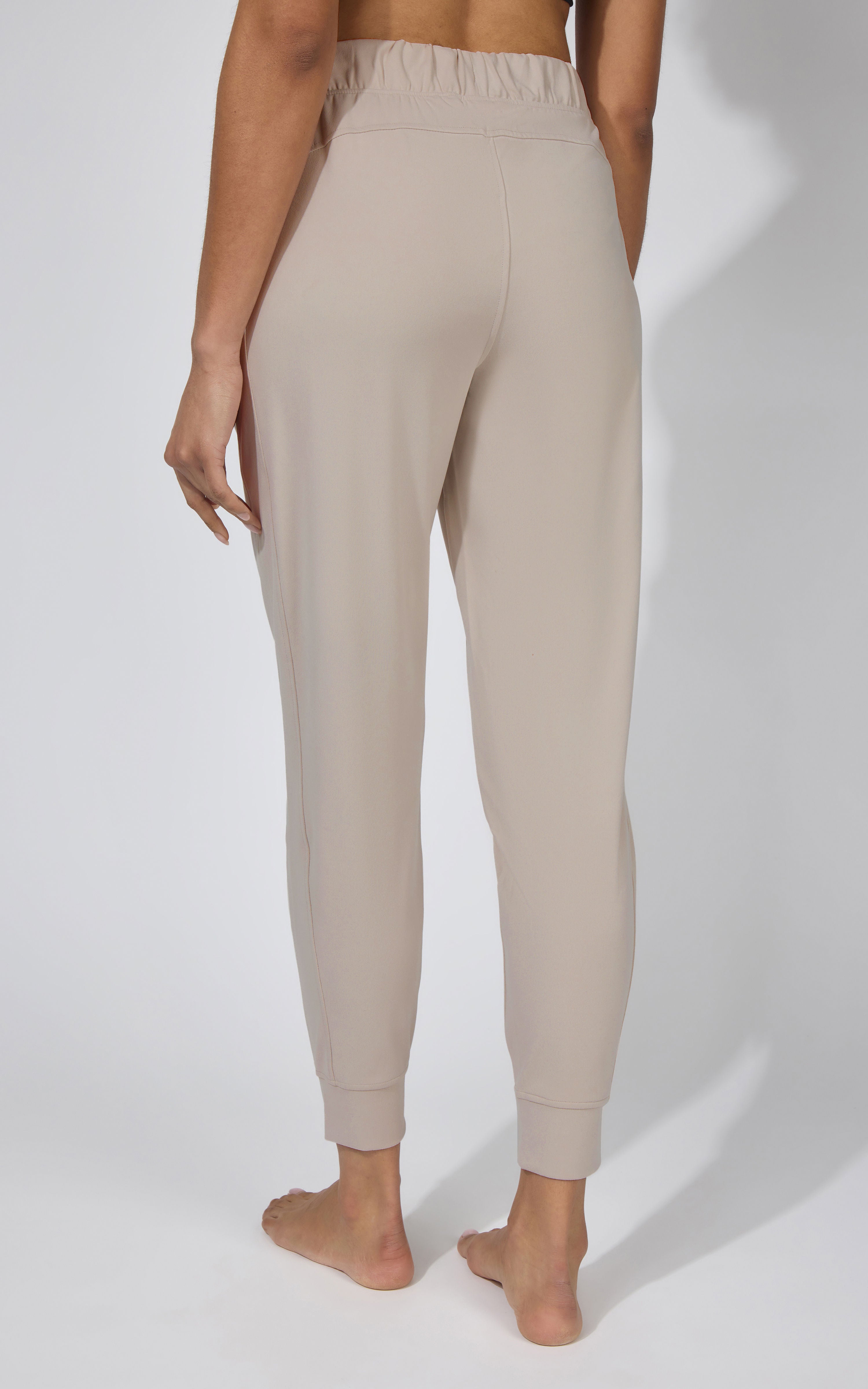 Lux Avenue Side Pocket Jogger - 90 Degree by Reflex