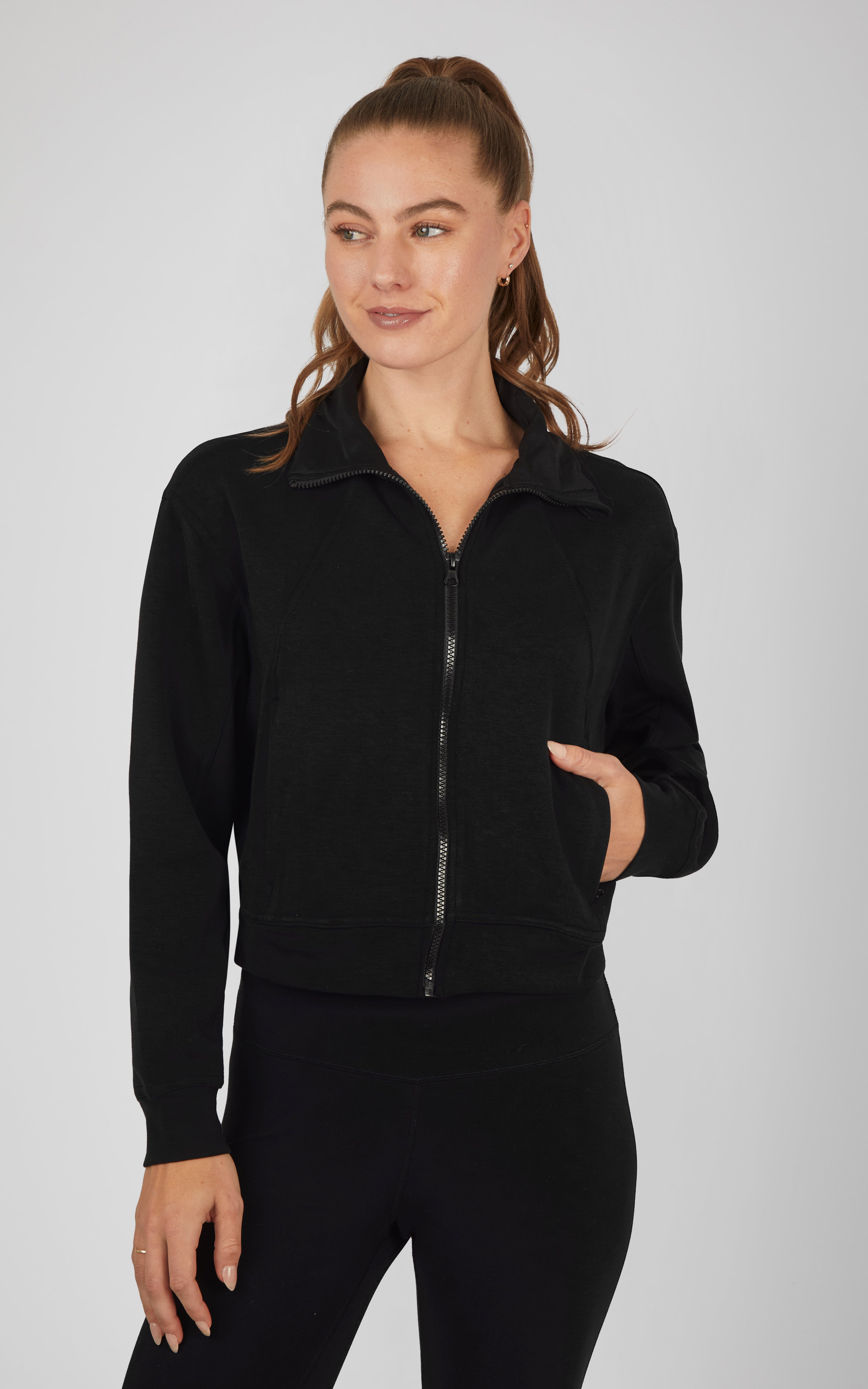 Softlite Scuba Modal Zoie Full Zip Cropped Jacket