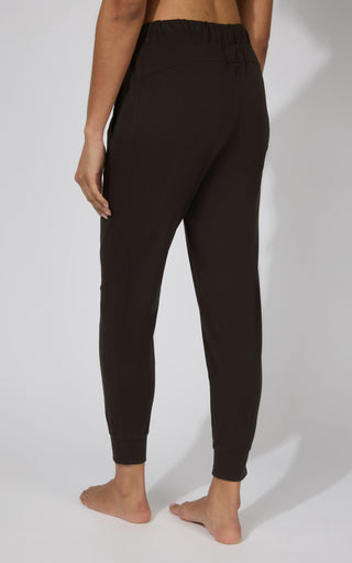 Lux Avenue Side Pocket Jogger - 90 Degree by Reflex