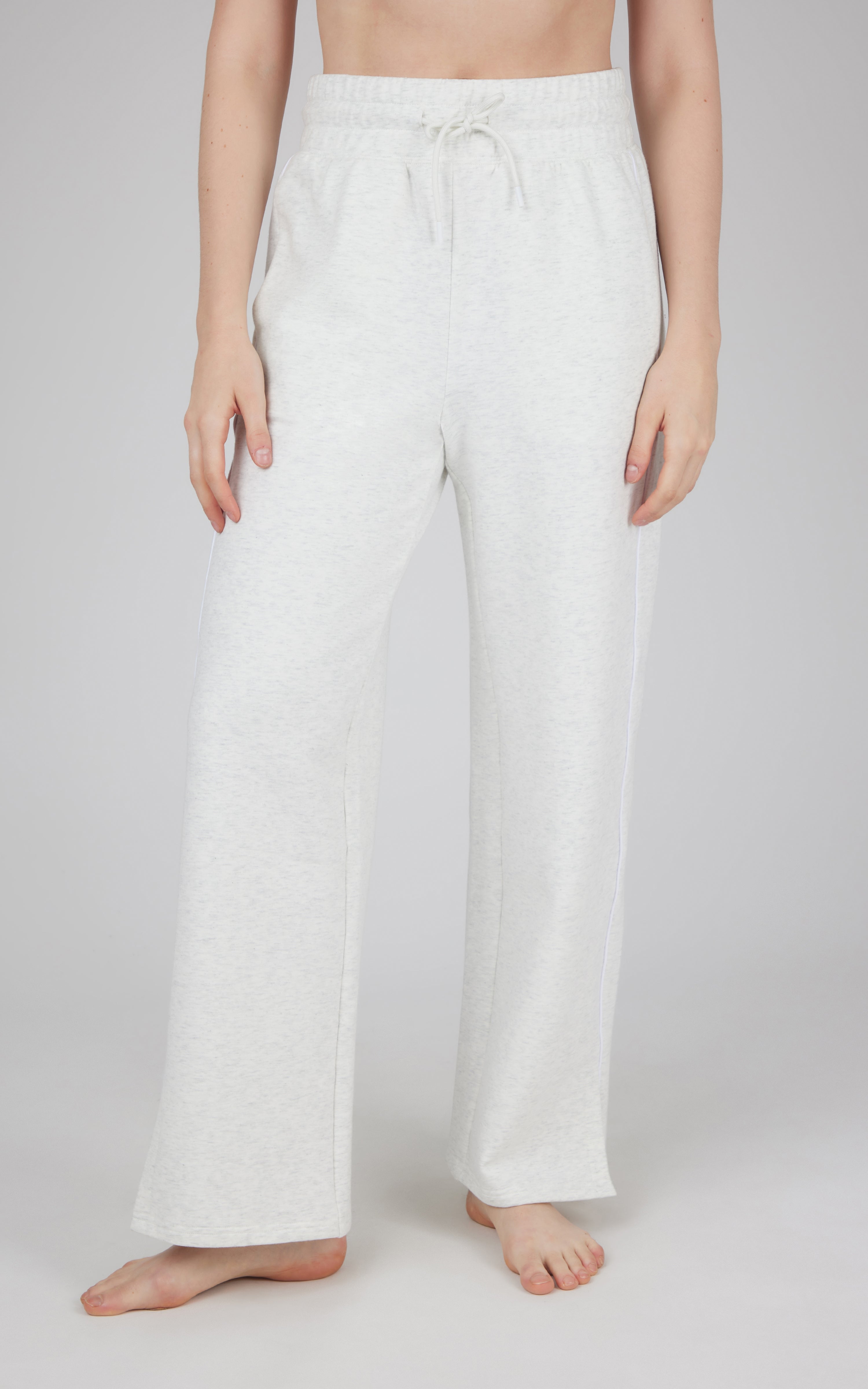 Cloud Plush Loose Fit Sweatpant - 90 Degree by Reflex