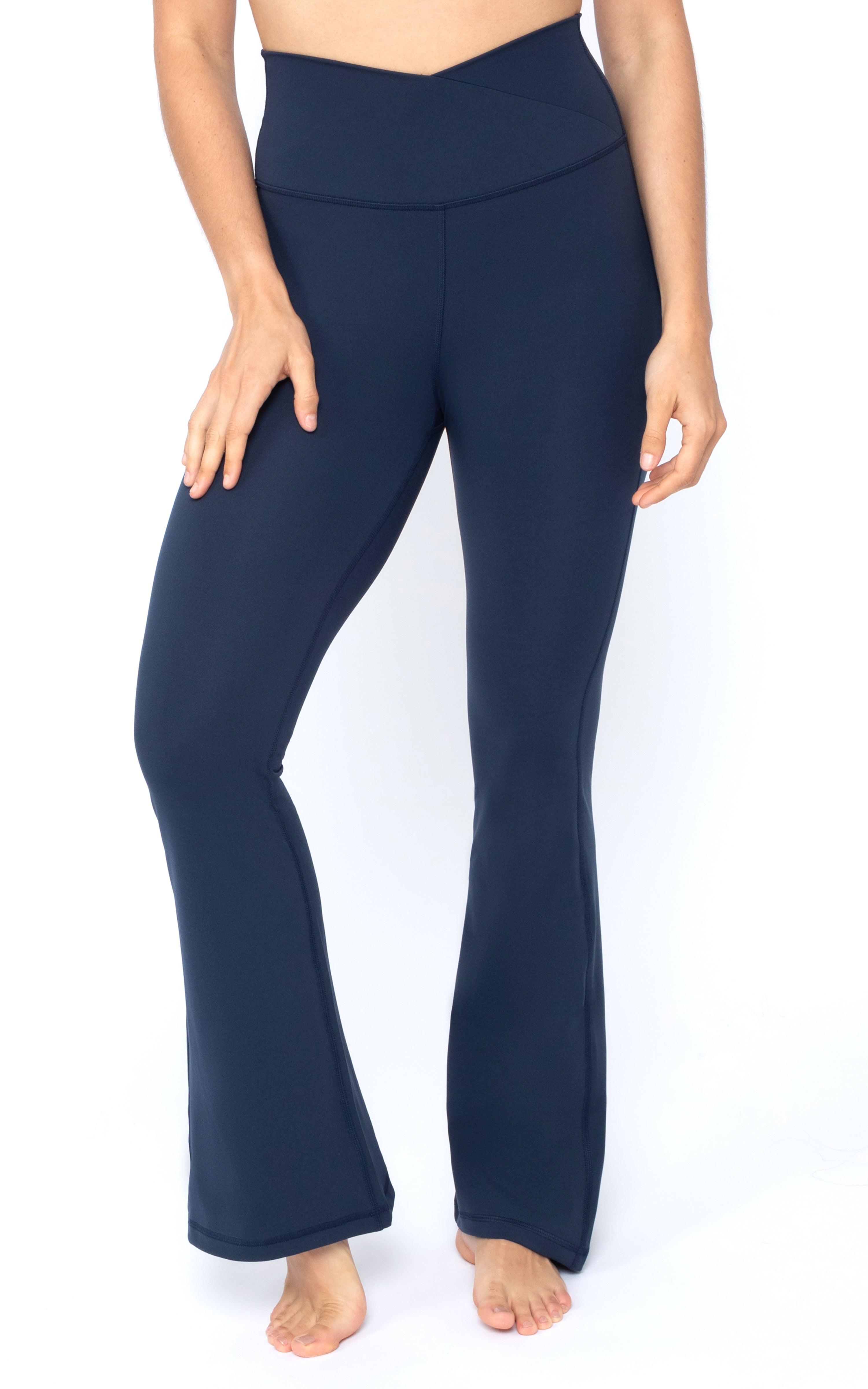 Wonderlink Madison Crossover V-Back Flared Pant