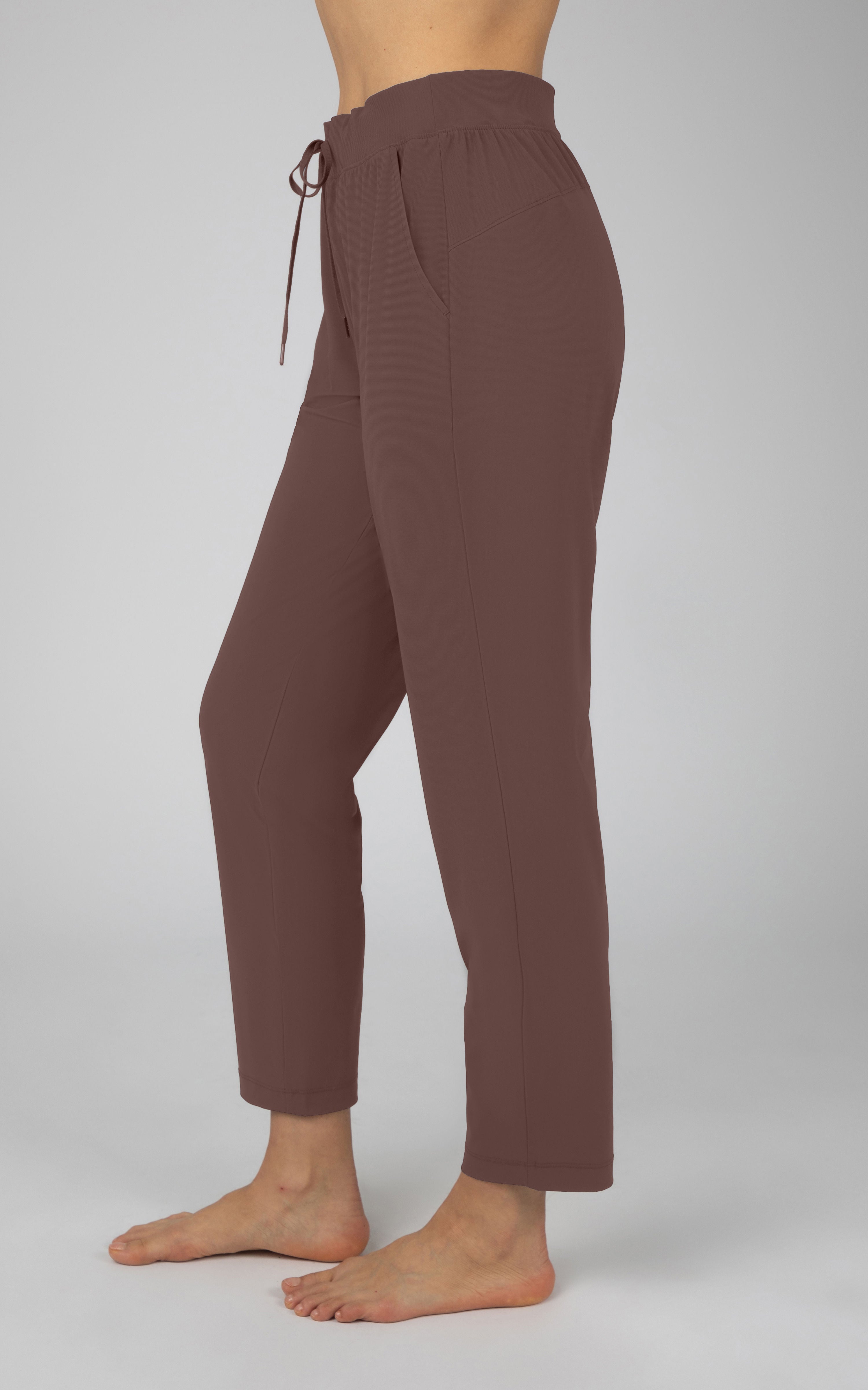 Warp X Avenue Side Pocket Jogger - 90 Degree by Reflex