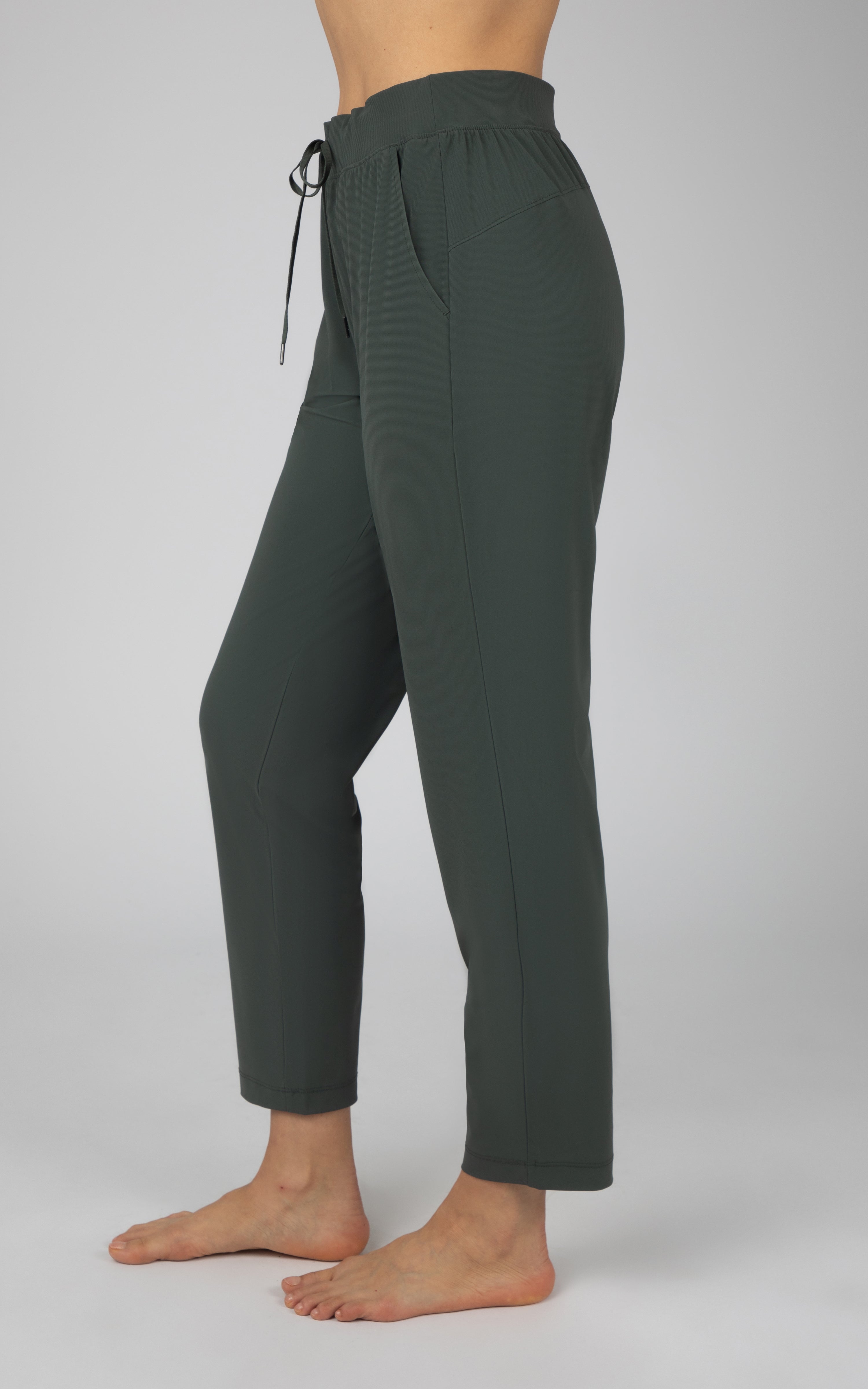 Warp X Avenue Straight Leg Pant