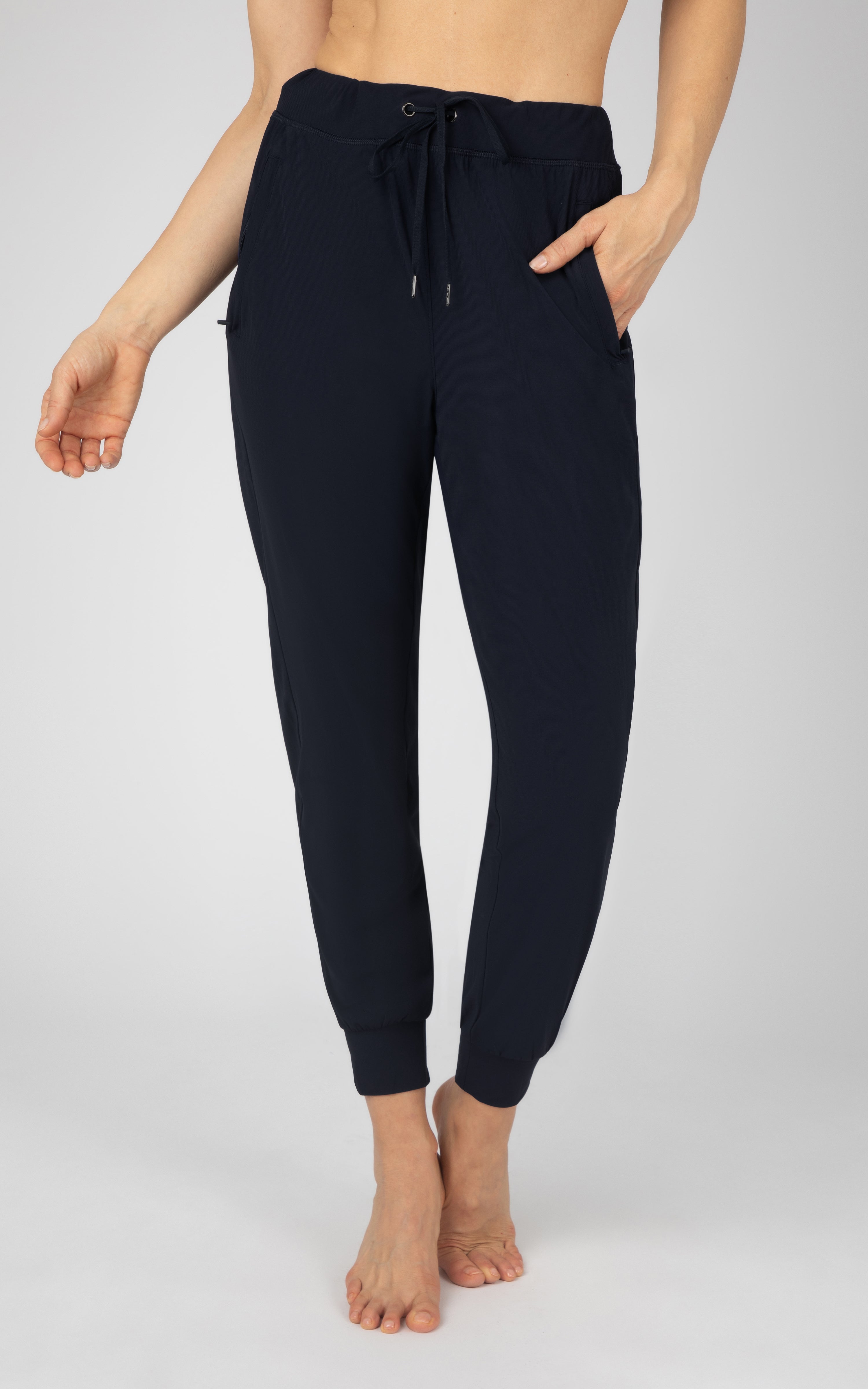 Warp X Avenue Side Pocket Jogger - 90 Degree by Reflex