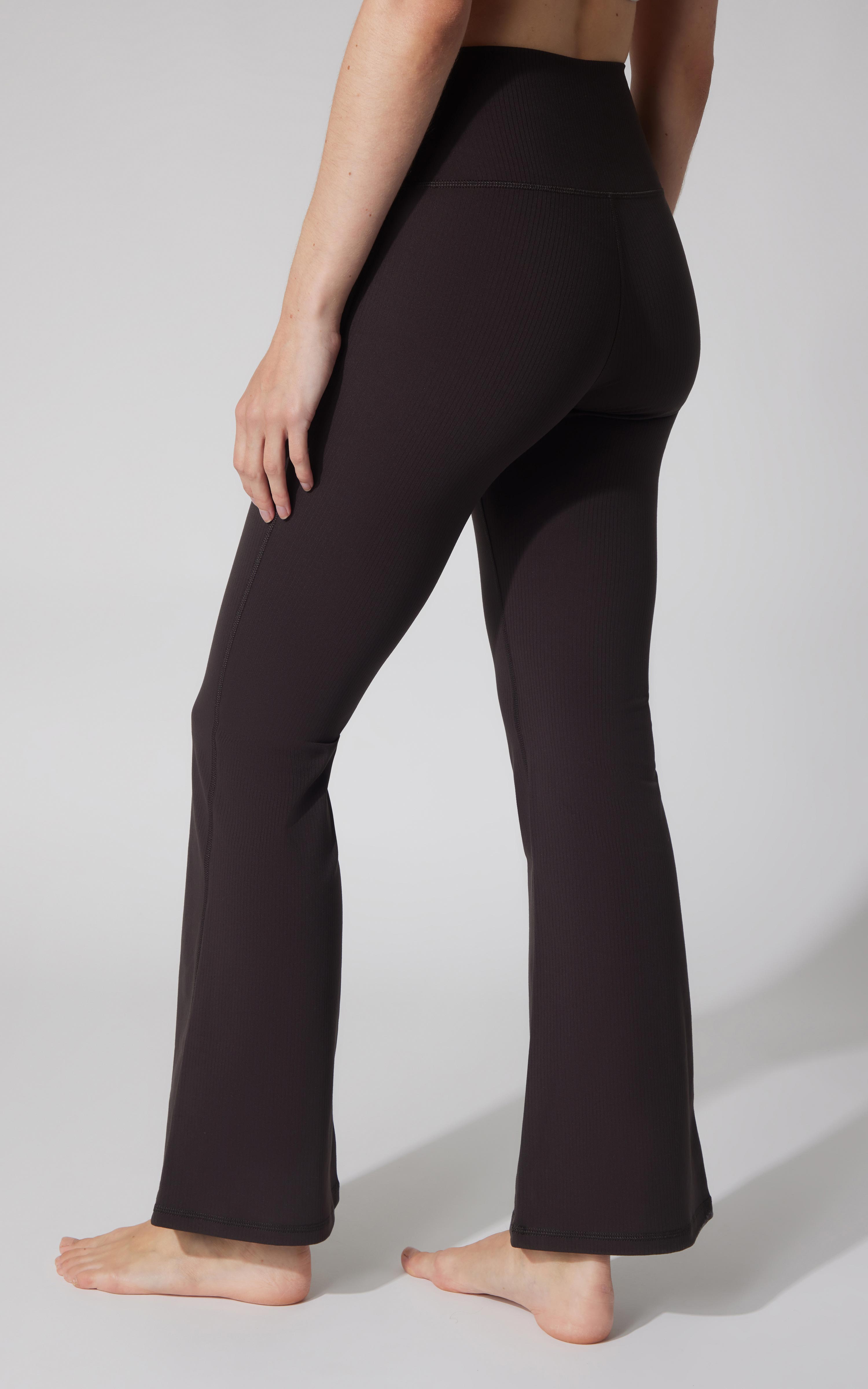 Felix Ribbed Elastic Free Waist 7/8 Flare Leg Pant