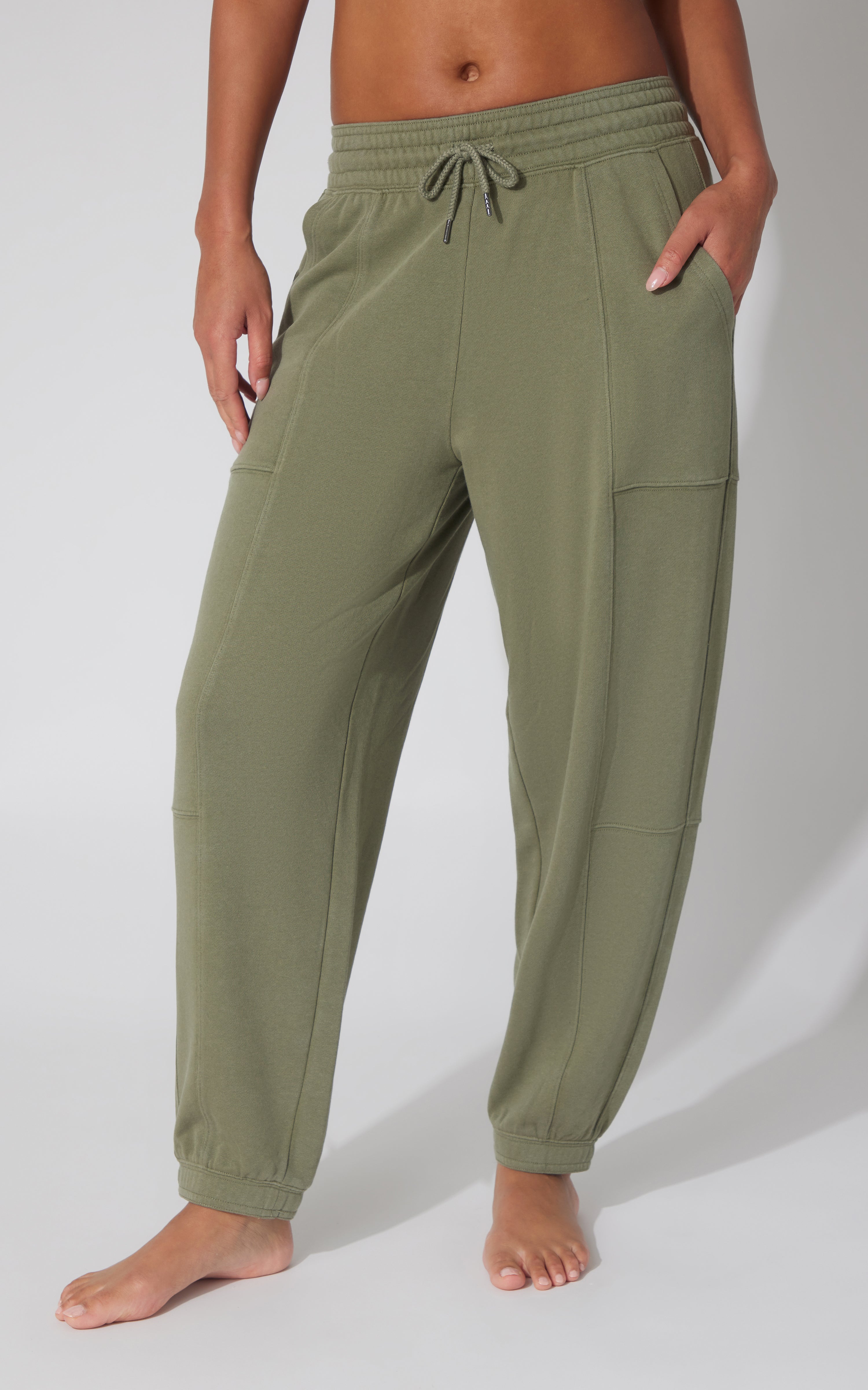 Washed Loop Terry Barrel Jogger