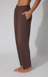 Lux Straight Leg Pant w Elastic Waist