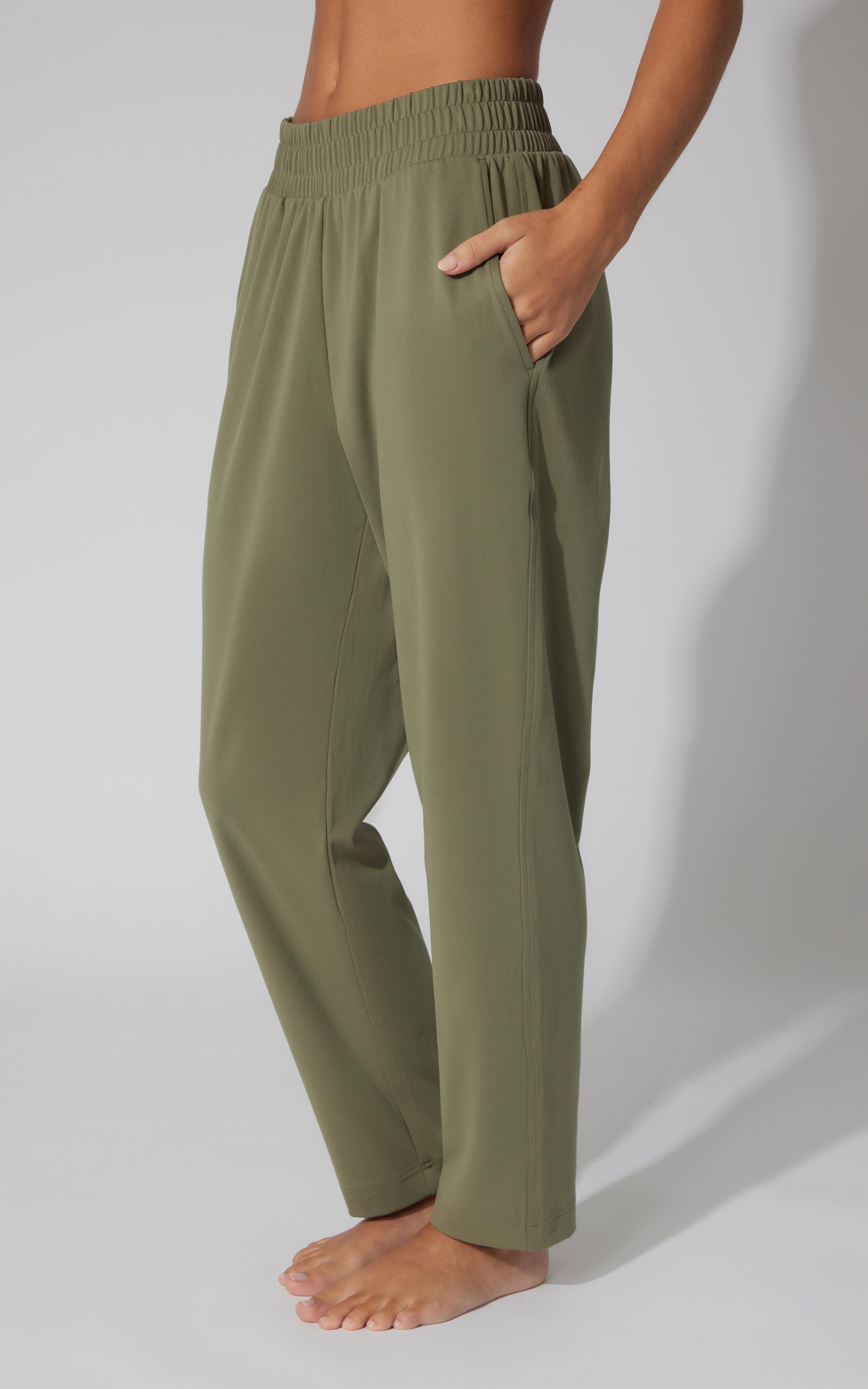Lux Straight Leg Pant w Elastic Waist