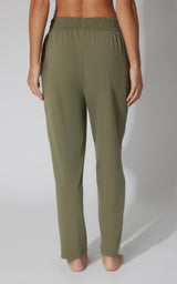 Lux Straight Leg Pant w Elastic Waist