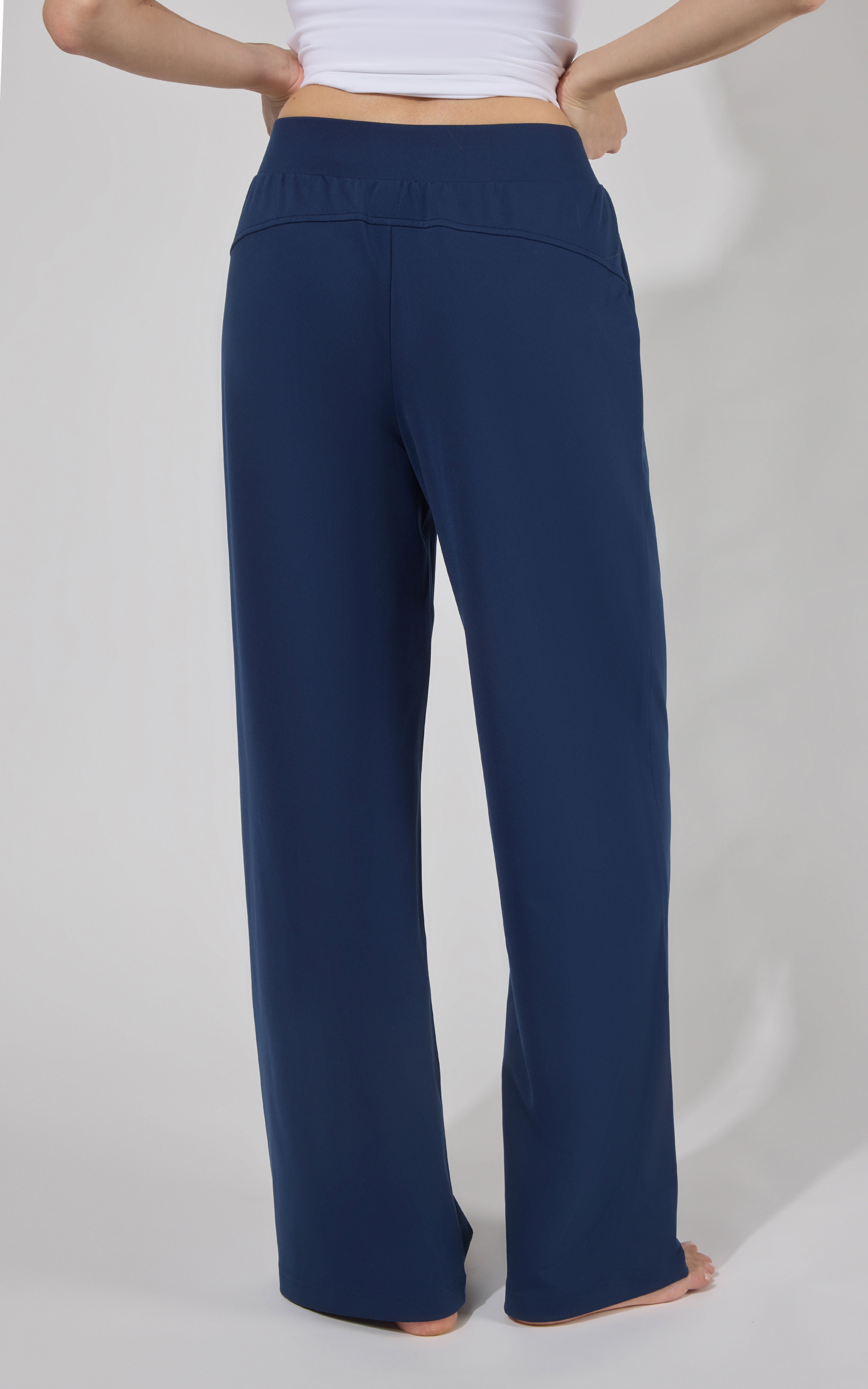 Lux Park Ave Wide Leg Pleated Pant W/ Side Pockets - 90 Degree by Reflex