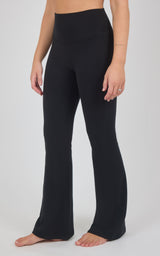 PY703851 Polarlux Flexvi V-Front Flare Pant – Black – view 02