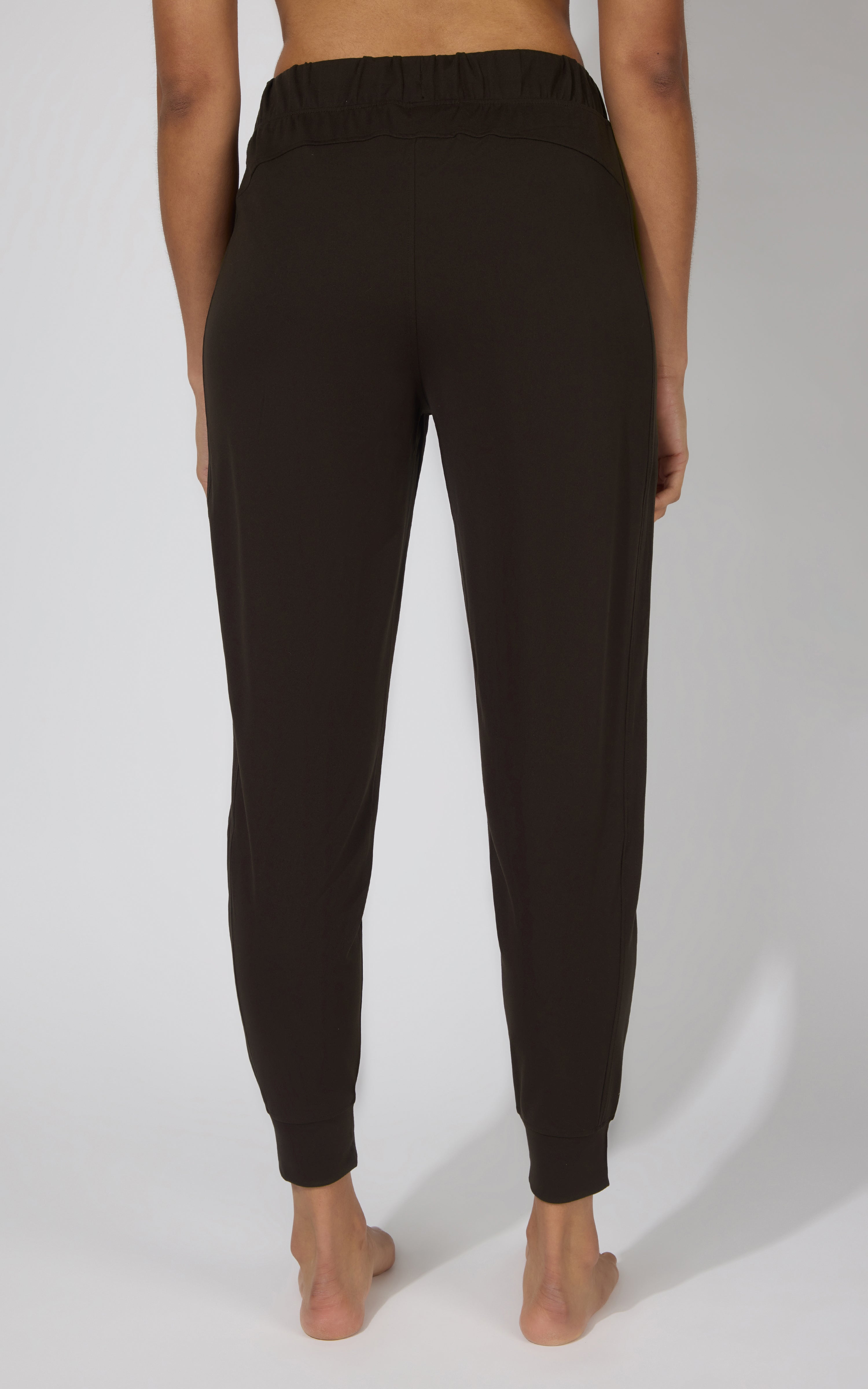 Lux Avenue Side Pocket Jogger - 90 Degree by Reflex