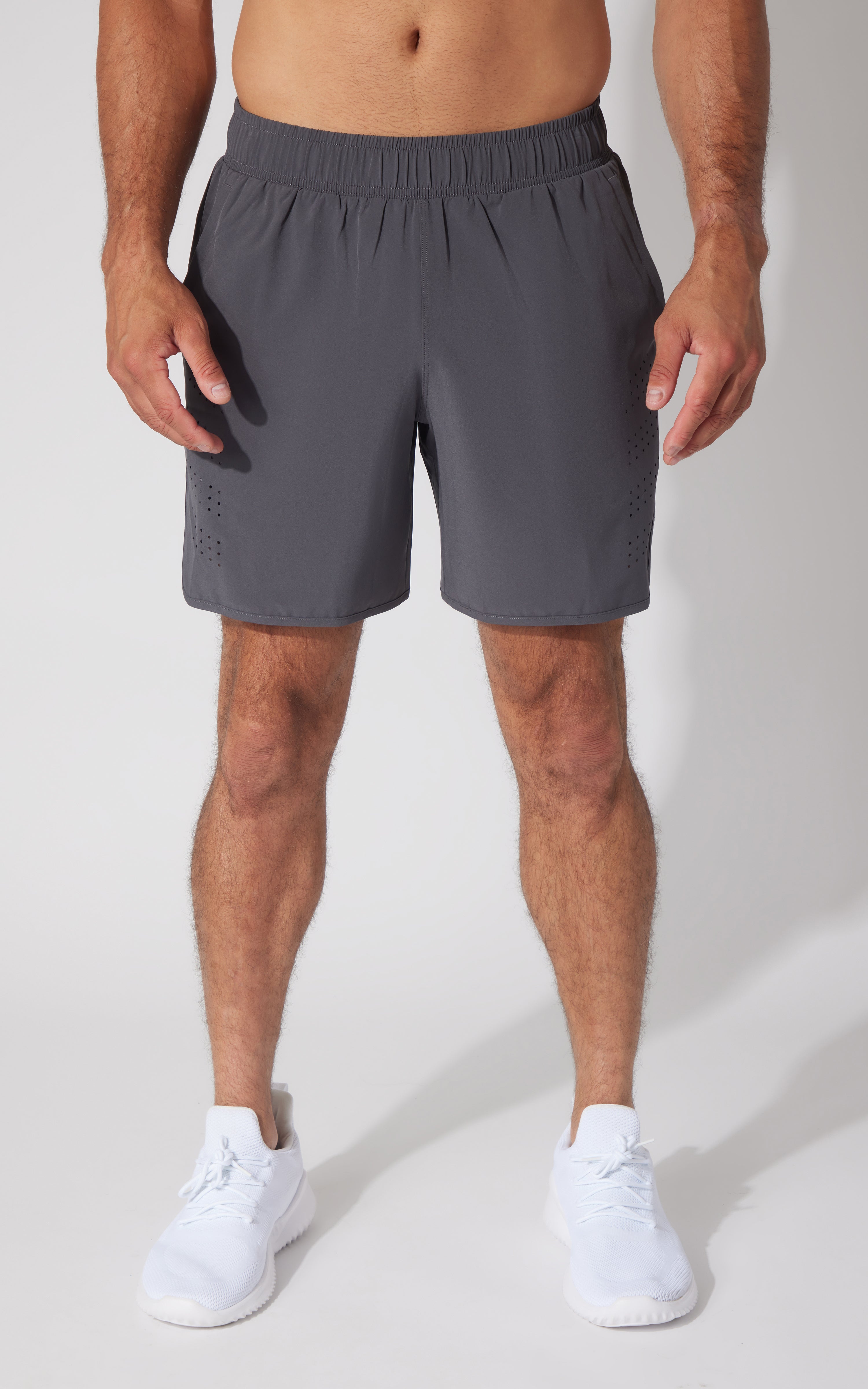 Mens Woven Compass 7" Short