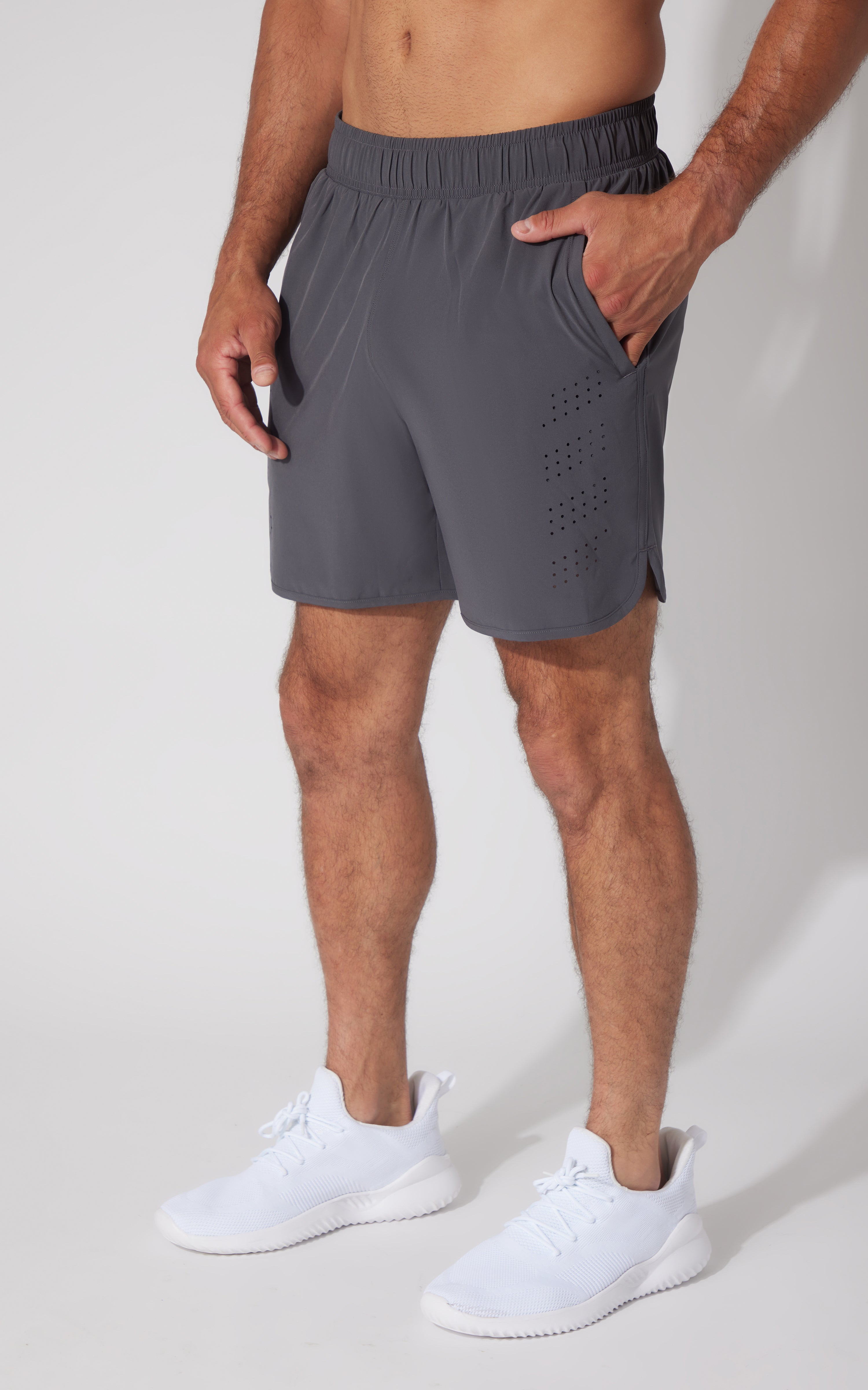 Mens Woven Compass 7" Short