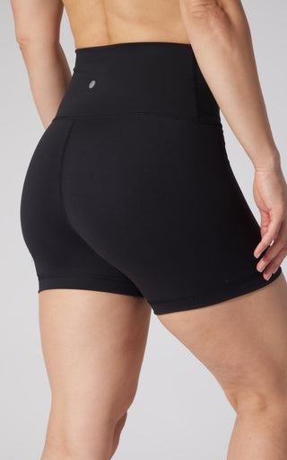 2 PK Lux Classic and Pocketed 5" Shorts