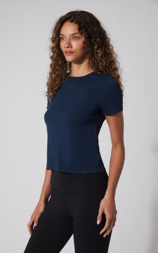 Seamless Crew Neck Patterned Short Sleeve Top