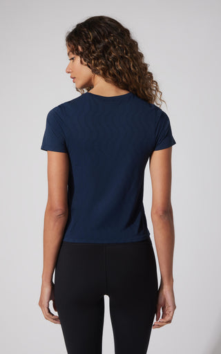 Seamless Crew Neck Patterned Short Sleeve Top