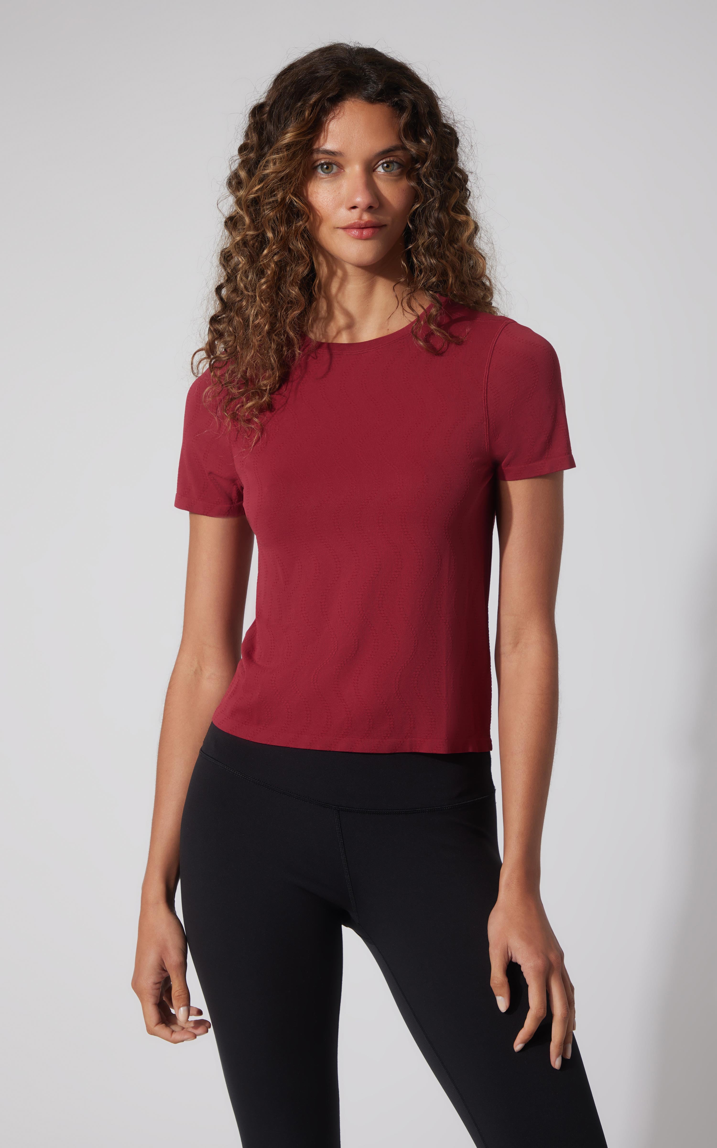 Seamless Crew Neck Patterned Short Sleeve Top