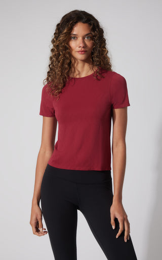 Seamless Crew Neck Patterned Short Sleeve Top
