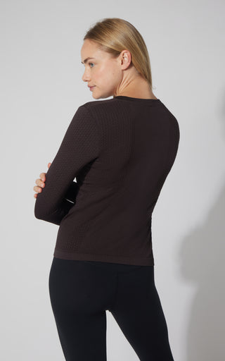 Seamless Textured Crew Neck Long Sleeve Top