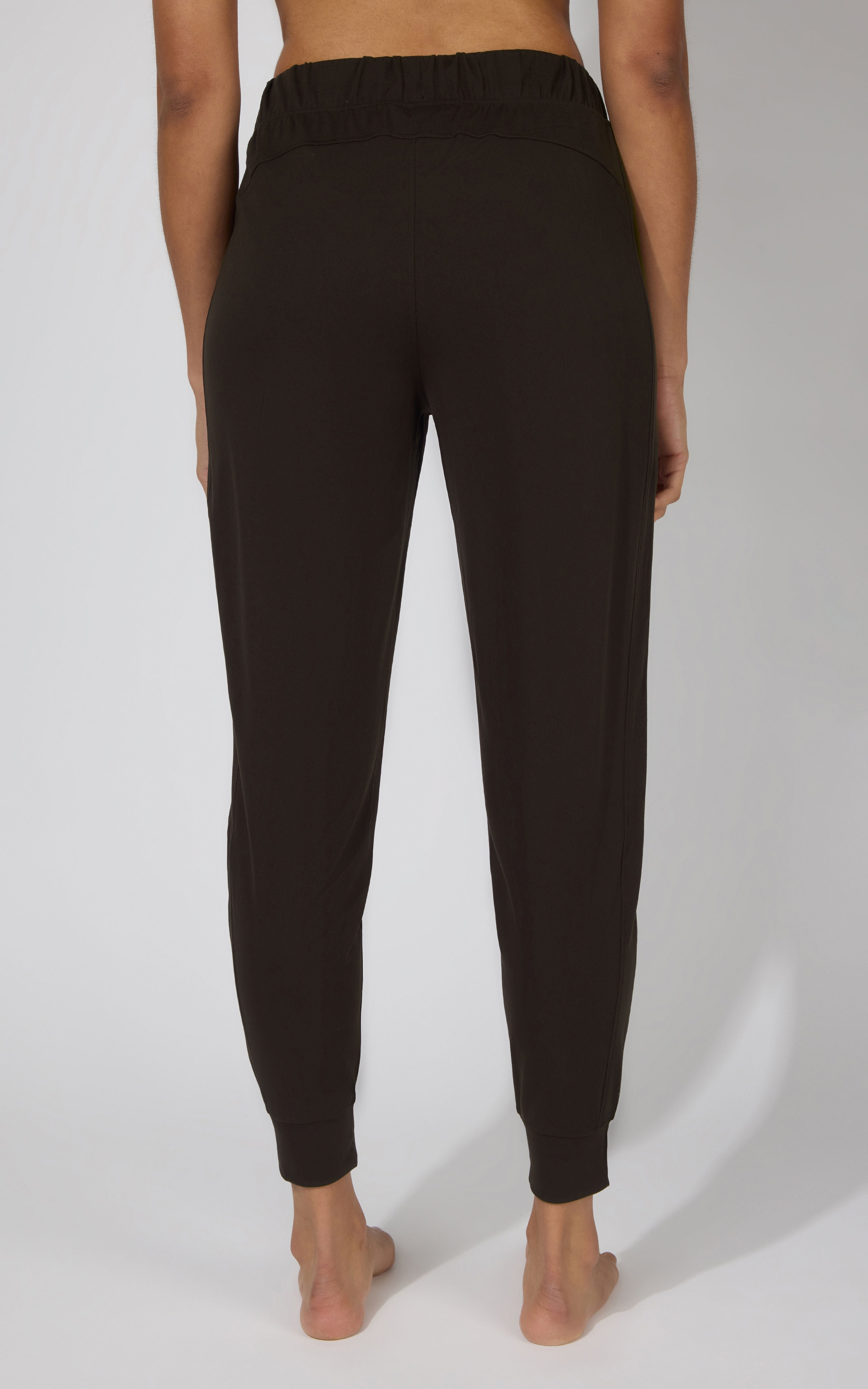 Lux Avenue Side Pocket Jogger - 90 Degree by Reflex